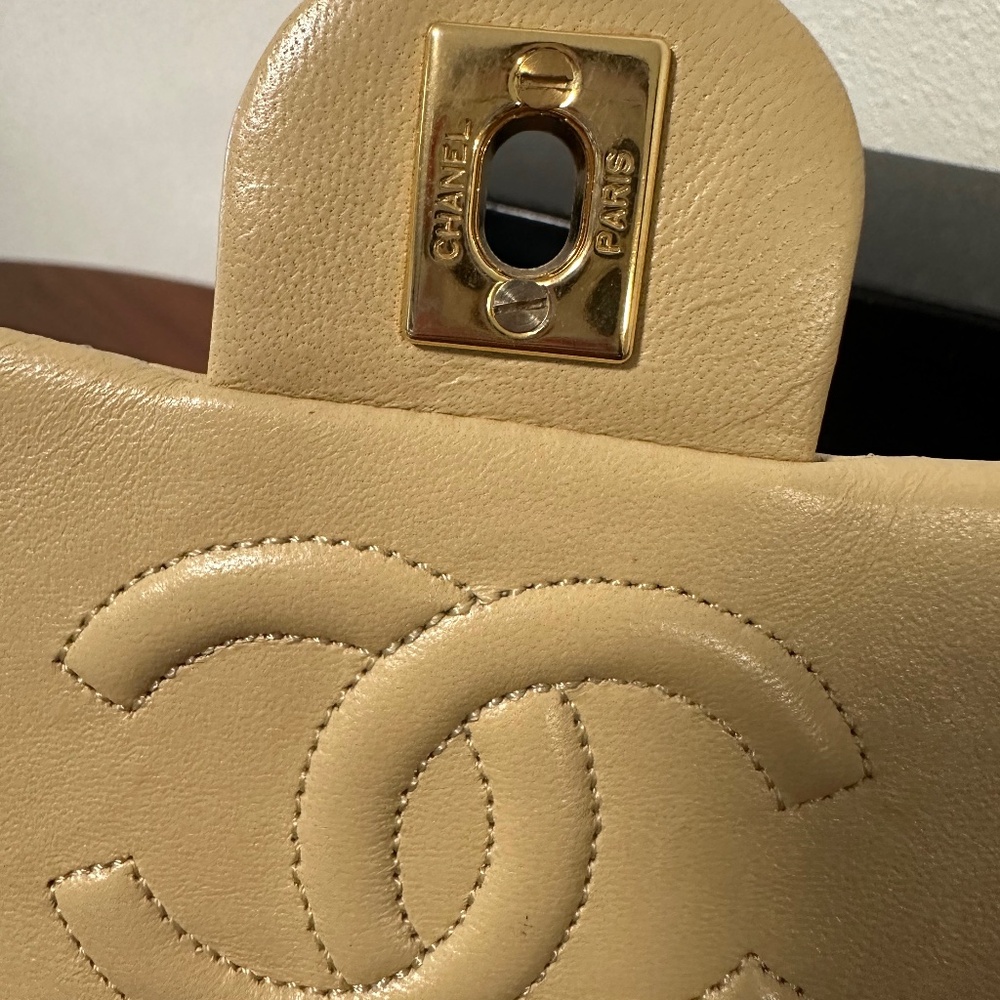 Chanel Vintage Mini Square Flap Quilted Lambskin - Picture 4 of 11